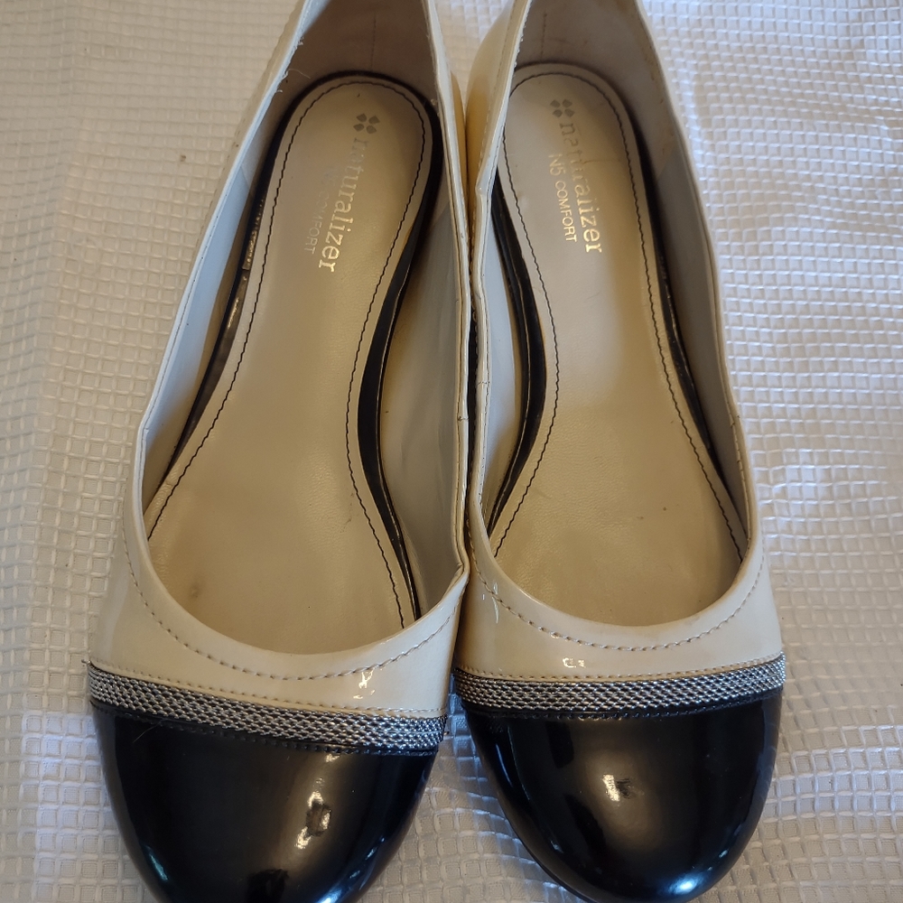 Natralizer Flats